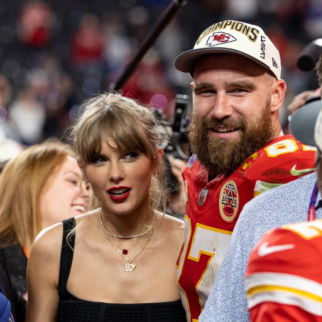 Swifties, Rejoice! Taylor and Travis Are Still a Thing (and It’s&nbsp;Hot)